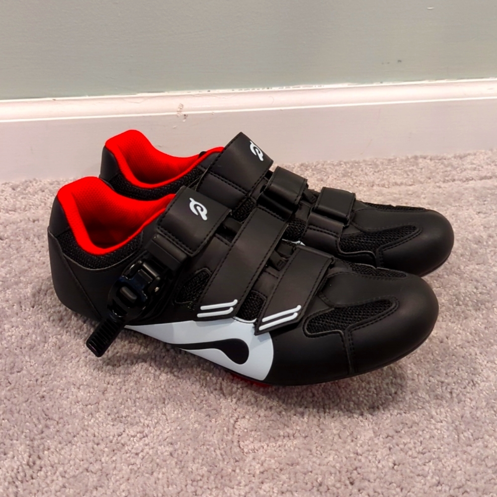 EUC Peloton Cycling shoes with look delta cleats EU 41 US 10